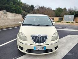 Bianco Usata 2009 Lancia Musa Monovolume | 3990 € (Buon prezzo)
