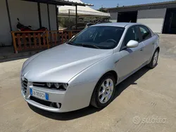 Grigio Usata 2006 Alfa Romeo 159 Progression Tre volumi | 2800 € (Buon prezzo)
