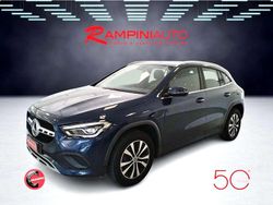 Blu/azzurro Usata 2021 Mercedes GLA180 SUV | 31.800 € (Buon prezzo)