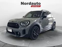 Grigio Usata 2022 Mini Cooper SD Countryman Business SUV | 29.900 € (Buon prezzo)