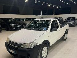 Bianco Usata 2008 Fiat Strada Pick-up | 9900 € (Molto cara)