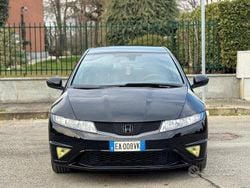 Nero Usata 2010 Honda Civic Exclusive Tre volumi | 4250 € (Super prezzo)