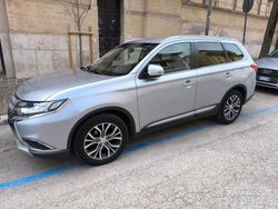 Grigio Usata 2016 Mitsubishi Outlander SUV | 17.000 €