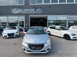 Grigio Usata 2013 Peugeot 208 Due volumi | 5500 € (Buon prezzo)