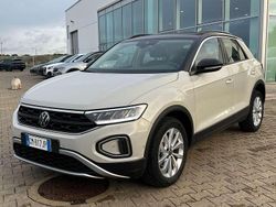 Ascot grey Usata 2023 VW T-Roc Life SUV | 20.500 € (Buon prezzo)