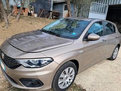 Grigio Usata 2017 Fiat Tipo Business Tre volumi | 6900 € (Buon prezzo)