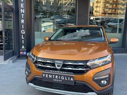 Usata 2022 Dacia Sandero Comfort Due volumi | 13.900 € (Buon prezzo)
