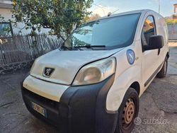 Usata 2013 Peugeot Bipper Monovolume | 900 €