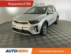 Argento Usata 2023 Kia Stonic Style SUV | 17.199 € (Buon prezzo)