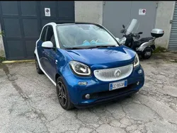 Blu/azzurro Usata 2015 Smart ForFour Proxy Due volumi | 8800 € (Buon prezzo)