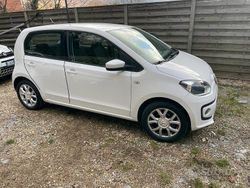 Bianco Usata 2012 VW up! Move Due volumi | 7000 € (Cara)