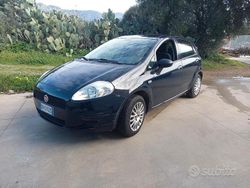 Blu Usata 2012 Fiat Grande Punto Due volumi | 4300 € (Buon prezzo)