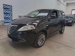 Nero Usata 2013 Lancia Ypsilon Due volumi | 5300 € (Buon prezzo)
