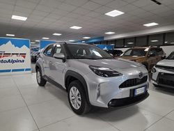 Grigio Usata 2025 Toyota Yaris Cross Edition SUV | 25.500 € (Buon prezzo)