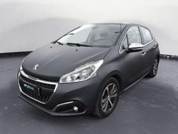 Grigio Usata 2016 Peugeot 208 Allure Due volumi | 8900 € (Buon prezzo)