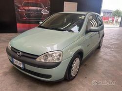 Grigio Usata 2002 Opel Corsa Due volumi | 1990 € (Buon prezzo)