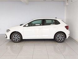 Bianco Nuova 2026 VW Polo Life Tre volumi | 22.400 € (Super prezzo)