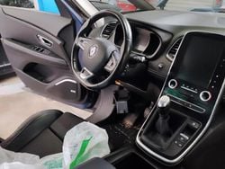 Blu Usata 2017 Renault Scénic IV Monovolume | 5000 €