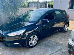 Nero Usata 2016 Ford Focus Tre volumi | 8500 € (Buon prezzo)
