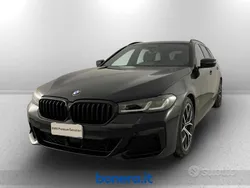 Nero Usata 2023 BMW 520 M Sport Station wagon | 44.400 € (Super prezzo)