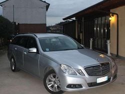Usata 2011 Mercedes E250 Avantgarde Station wagon | 6200 € (Super prezzo)