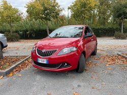 Rosso Usata 2023 Lancia Ypsilon Gold Due volumi | 12.500 € (Buon prezzo)