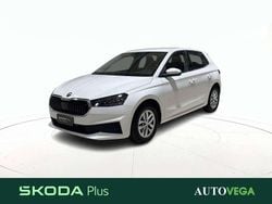 Bianco pastello Usata 2021 Skoda Fabia Ambition Tre volumi | 13.600 € (Buon prezzo)