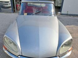 Argento Usata 1972 Citroën DS Tre volumi | 23.000 €