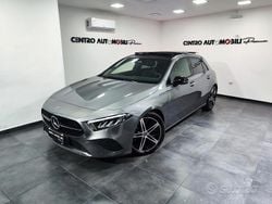 Grigio Usata 2023 Mercedes A180 Tre volumi | 29.999 € (Buon prezzo)