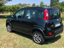 Usata 2015 Fiat Panda 4x4 Due volumi | 10.000 € (Buon prezzo)