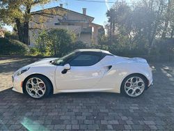 Usata 2016 Alfa Romeo 4C Spider Cabrio | 77.000 €