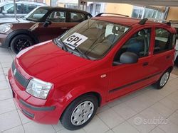 Rosso Usata 2011 Fiat Panda Dynamic Tre volumi | 4000 € (Buon prezzo)