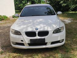 Bianco Usata 2007 BMW 320 Coupé | 8900 € (Molto cara)