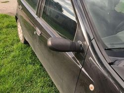 Nero Usata 2009 Fiat Punto Classica Due volumi | 1500 € (Ottimo prezzo)