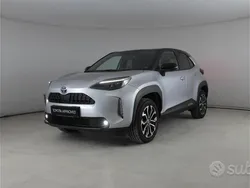 Grigio Usata 2022 Toyota Yaris Cross Trend SUV | 23.200 € (Buon prezzo)
