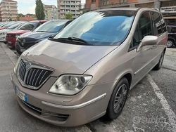 Beige Usata 2009 Lancia Phedra Platinum Monovolume | 4950 € (Cara)