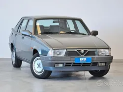 Grigio Usata 1991 Alfa Romeo 75 Tre volumi | 5500 €