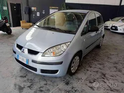 Azzurro Usata 2004 Mitsubishi Colt Inform Tre volumi | 2850 € (Buon prezzo)