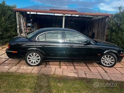 Nero Usata 2002 Jaguar S-Type S Tre volumi | 2200 € (Ottimo prezzo)