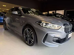 Grigio Usata 2024 BMW 118 M Sport Due volumi | 30.500 € (Super prezzo)
