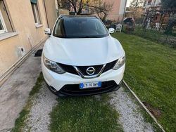Bianco Usata 2015 Nissan Qashqai SUV | 10.000 € (Buon prezzo)