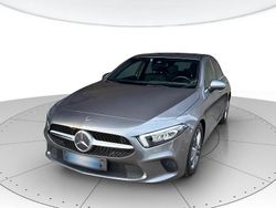 Grigio med Usata 2019 Mercedes A180 Business Tre volumi | 18.700 € (Buon prezzo)