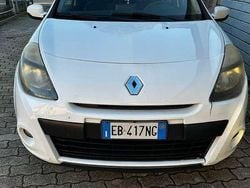 Bianco Usata 2010 Renault Clio III Tre volumi | 1300 € (Buon prezzo)