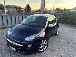 Blu/azzurro Usata 2015 Opel Adam Glam Due volumi | 7500 € (Buon prezzo)