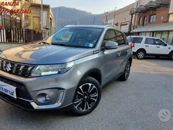 Grigio Usata 2023 Suzuki Vitara SUV | 23.499 € (Buon prezzo)