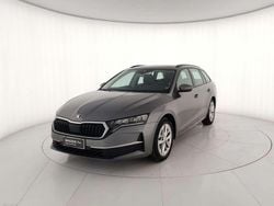 Grigio metallizzato Usata 2024 Skoda Octavia Selection Station wagon | 27.300 € (Buon prezzo)