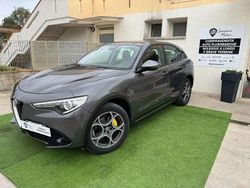 Grigio Usata 2018 Alfa Romeo Stelvio Super SUV | 19.900 € (Buon prezzo)