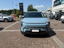 Blu/azzurro Usata 2024 Kia EV3 4 SUV | 35.000 € (Buon prezzo)