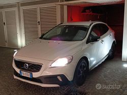 Usata 2015 Volvo V40 CC Station wagon | 11.500 €