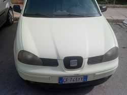 Giallo Usata 2004 Seat Arosa Due volumi | 2000 € (Molto cara)